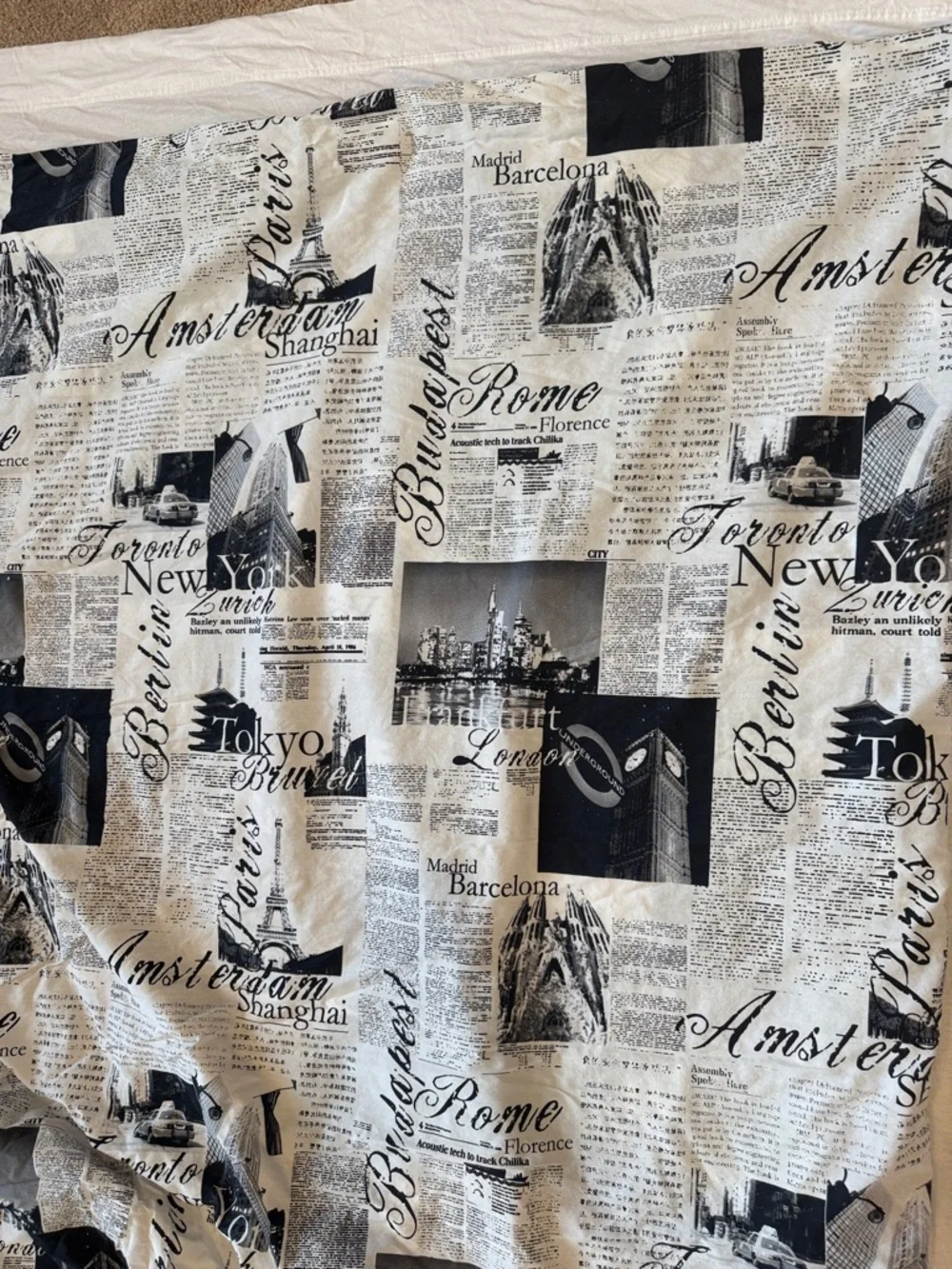 ALAMODE Home Bedlam Passport King Mini Set Travel Print Duvet Cover & 2 shams